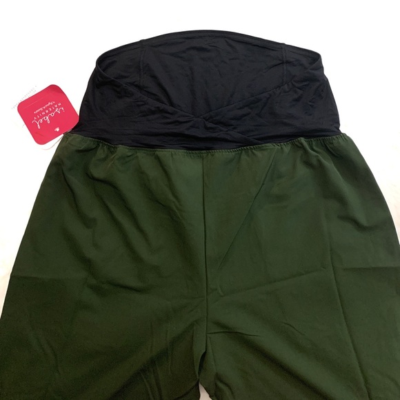 NWT Over Belly Stretch Woven Maternity Jogger Pants/green - by Ingrid & Isabel - Picture 2 of 7